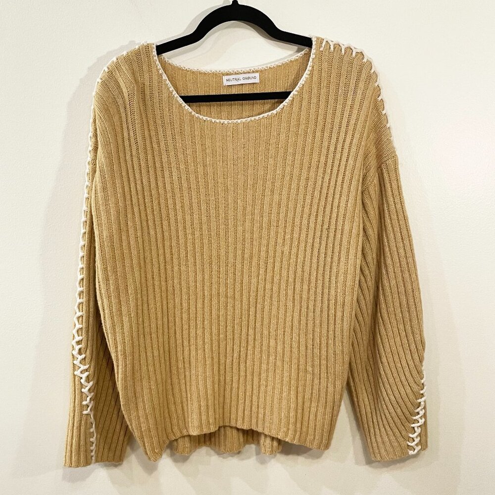 EUC Vintage Wool Blend Contrast Stitch Sweater Tan Medium